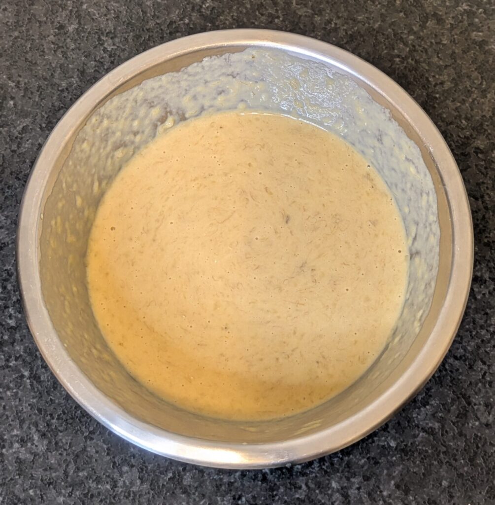 BANANA CINNAMON PROTEIN BREAD