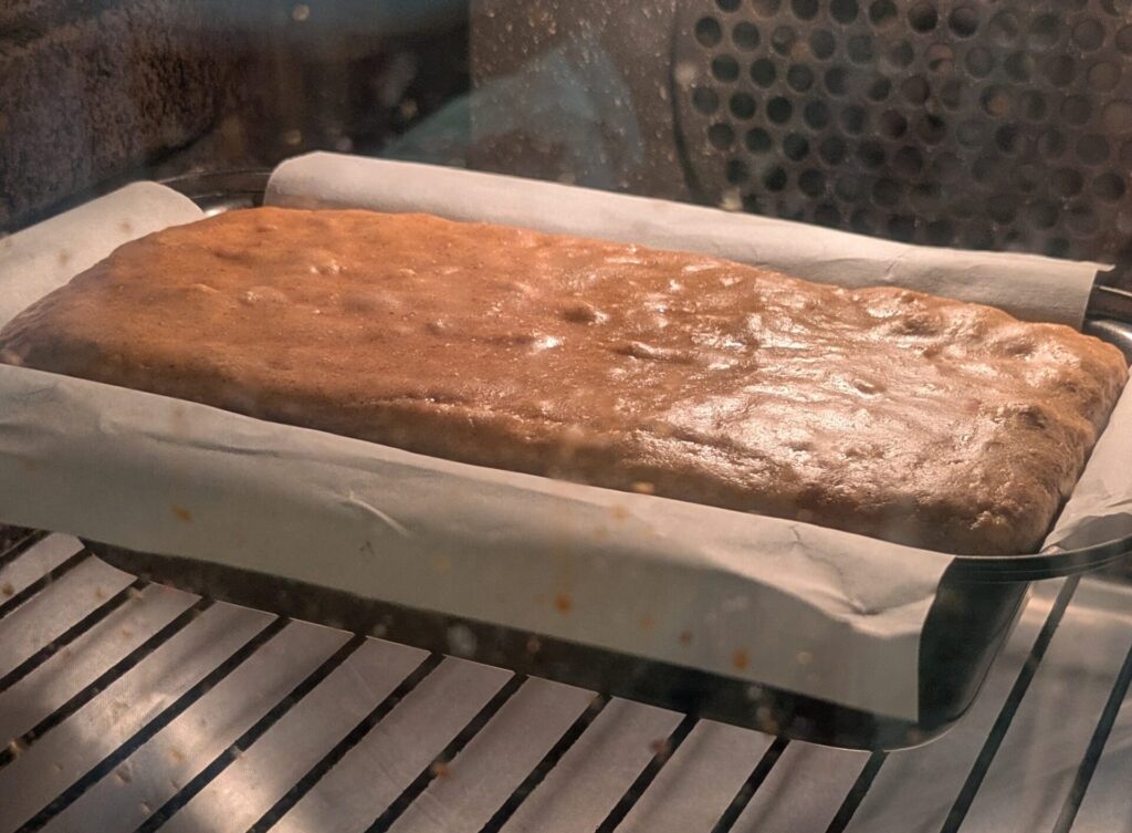 BANANA CINNAMON PROTEIN BREAD